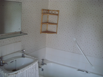 Old bathroom in Bury St Edmunds